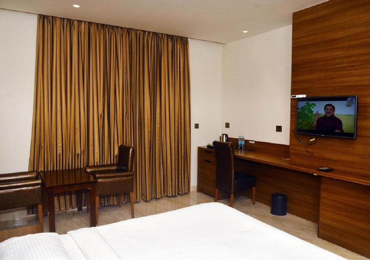 فندق Golden Residency راماناثابورام المظهر الخارجي الصورة
