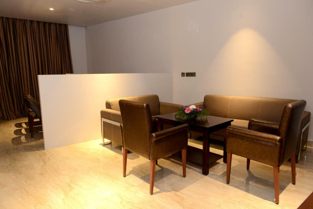 فندق Golden Residency راماناثابورام المظهر الخارجي الصورة